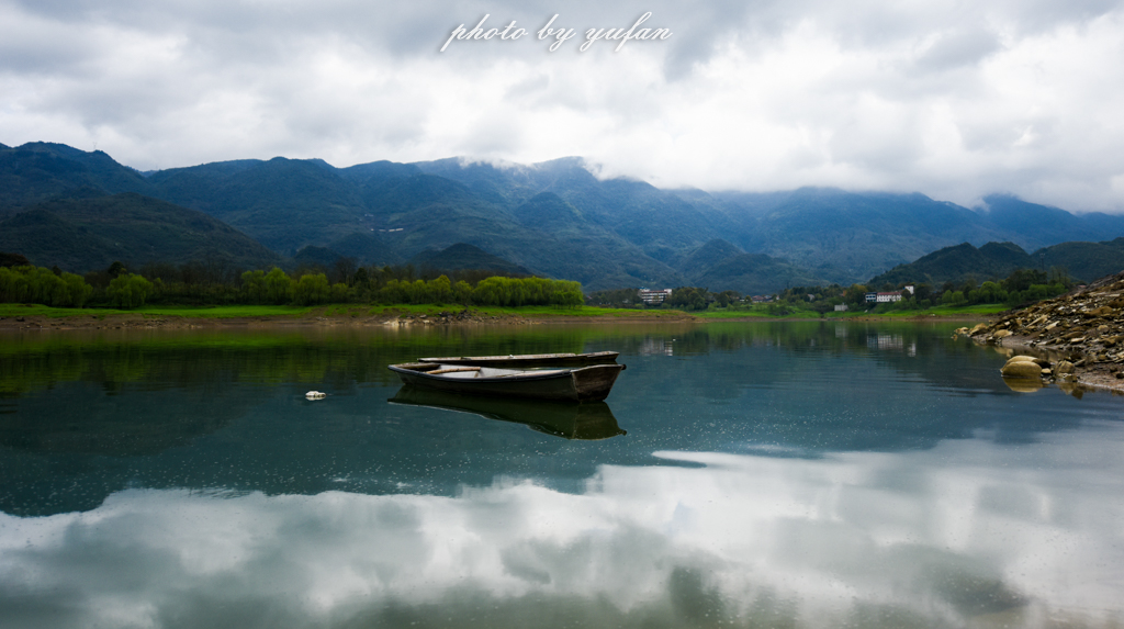 中国最著名的几大天池,中国最深的湖长白山天池