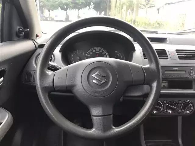 中山铃木雨燕新车落地多少钱,中山市雨燕