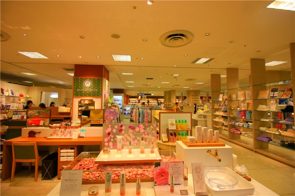 落英缤纷系列,落樱缤纷日本