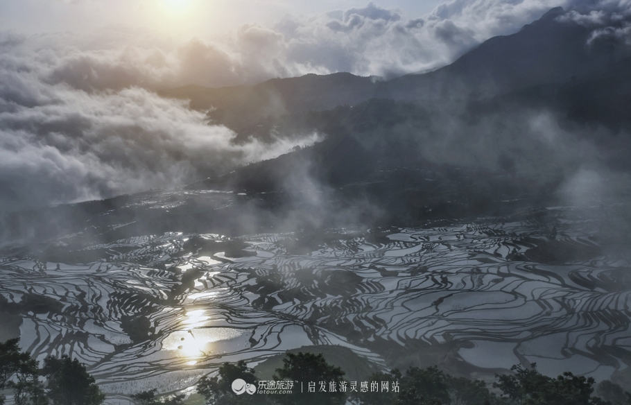 元阳梯田十二庄园香典民宿,元阳梯田世外桃源