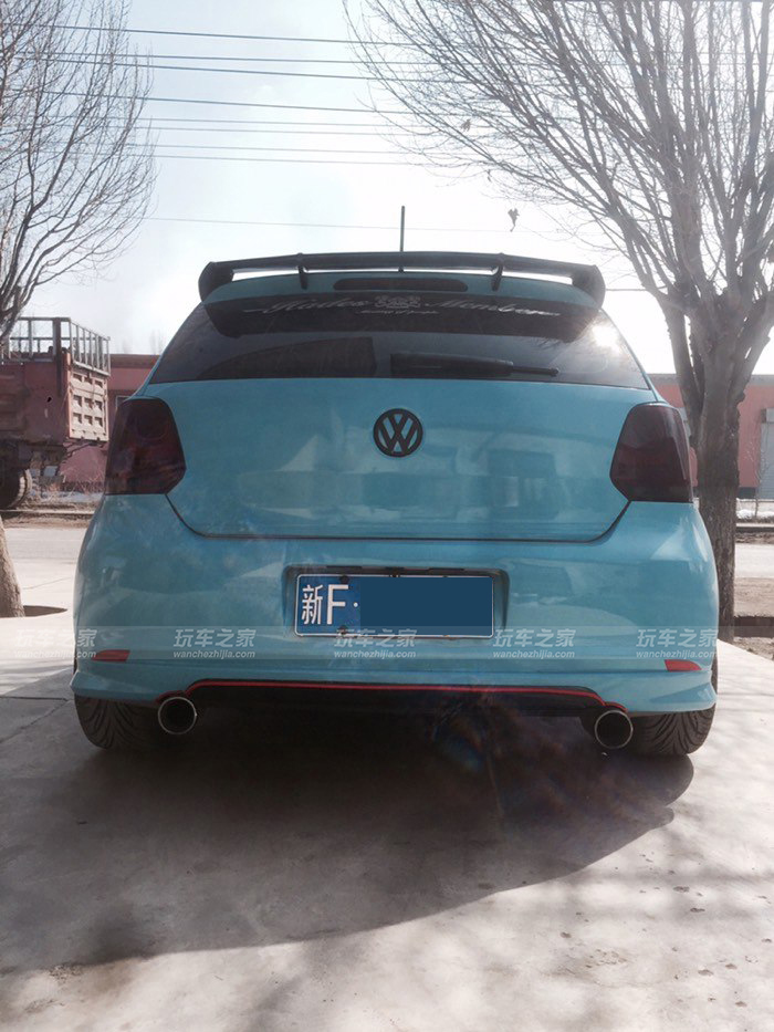 蓝色大众polo改装效果图 (大众polo外观改装案例)