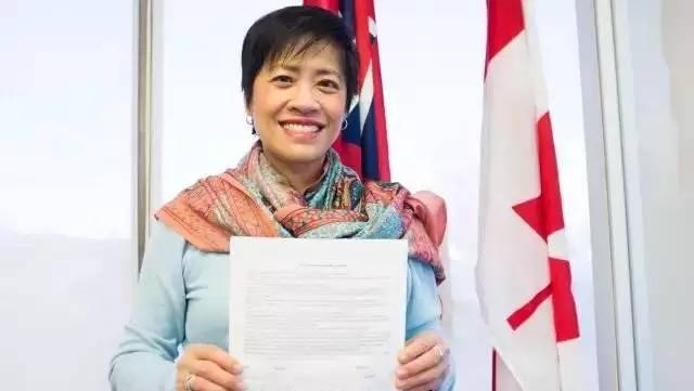 安妮日记是犹太人拍的吗,安妮日记安妮是犹太人吗