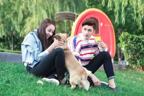 帝君的傲娇与偏见？帝君同款钢笔LAMY恒星银灰色！