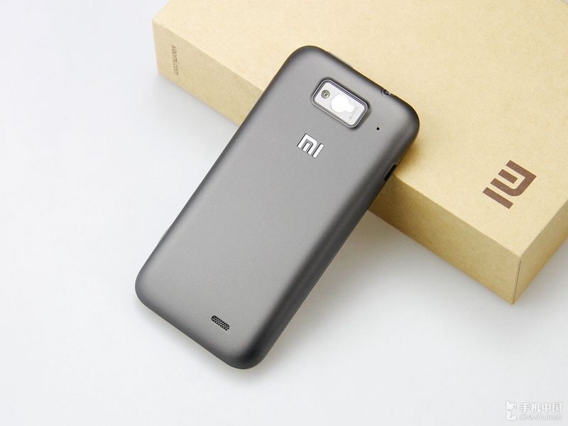 重温小米手机1（M1），用“伟大”形容一点也不为过