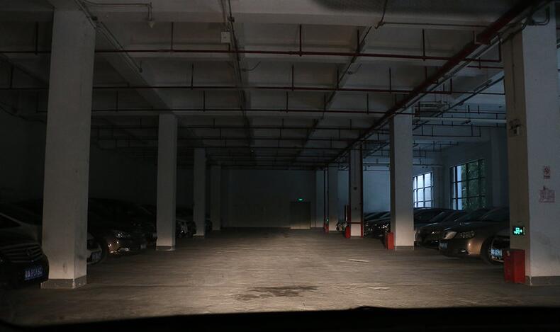 汽车换近光灯泡的步骤视频,别克凯越汽车换灯泡的步骤视频