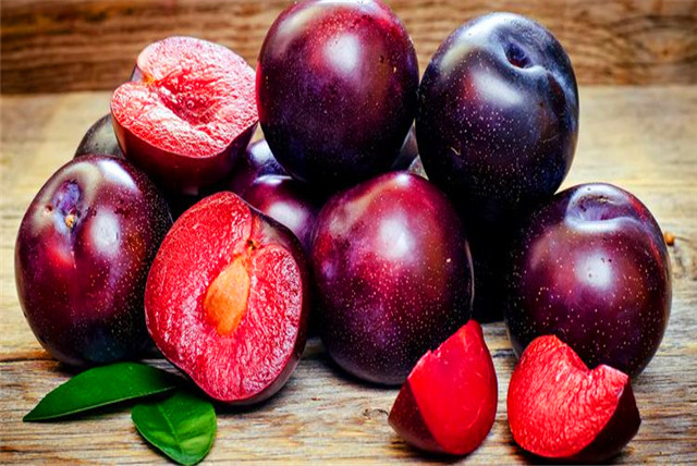 护肝水果第一名桑葚,解酒养肝的果子