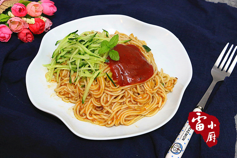 她把普通面条做出意大利面口感，做法竟这么简单！