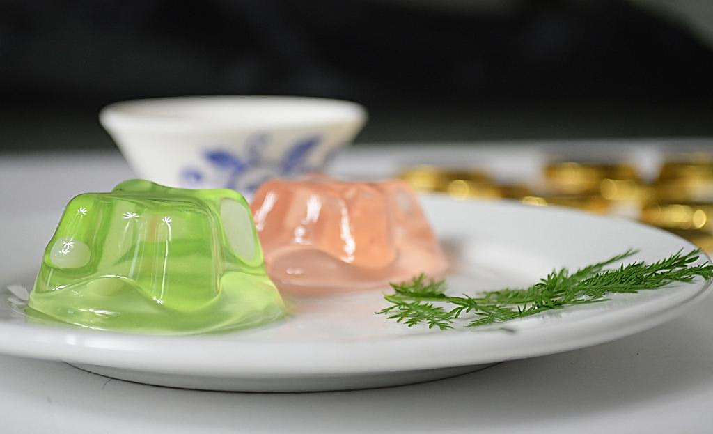 胶原蛋白起到什么作用怎么用最好,胶原蛋白用什么精华