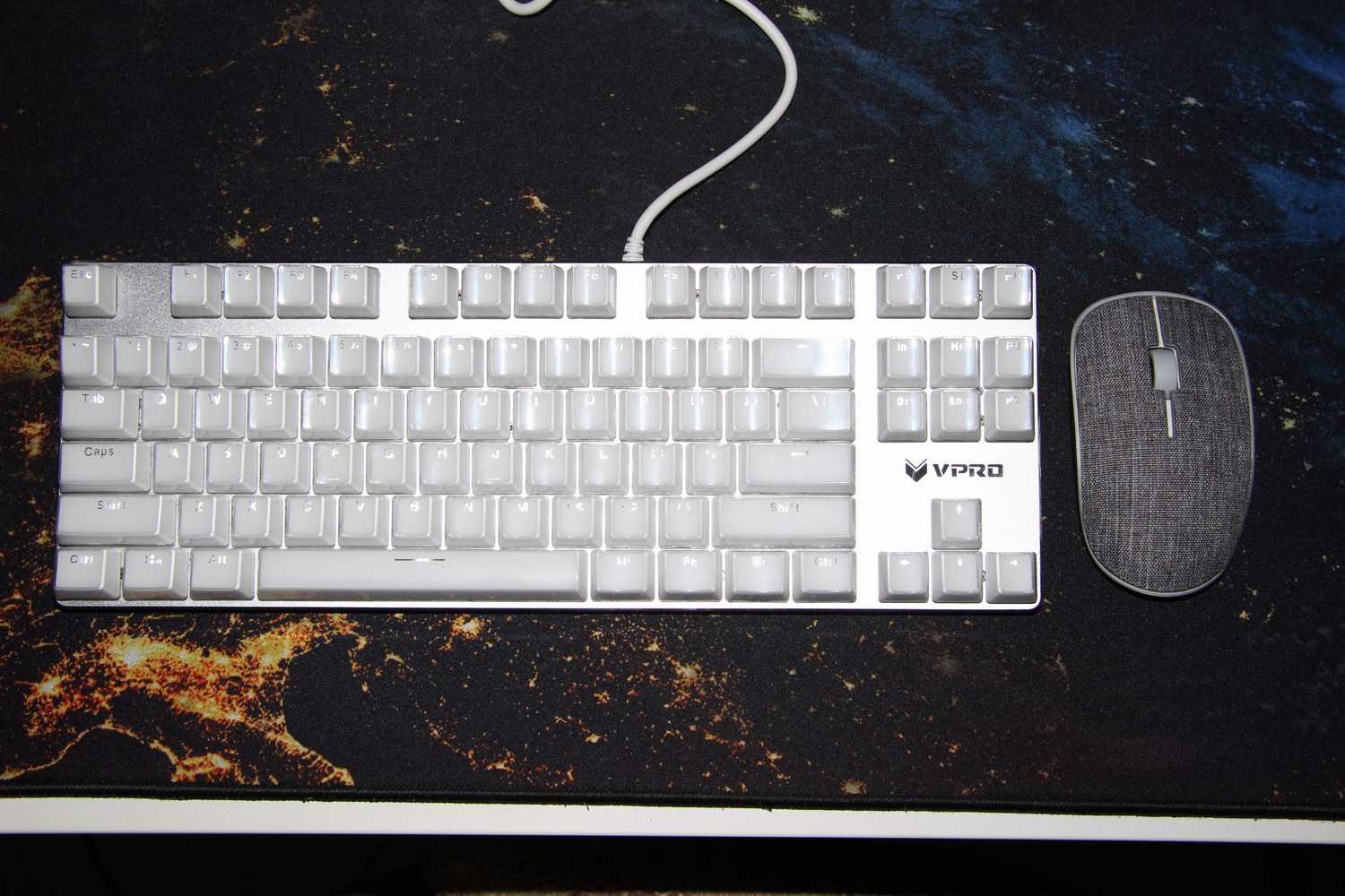 雷柏v500s冰晶版怎么样,雷柏v500s键盘测评