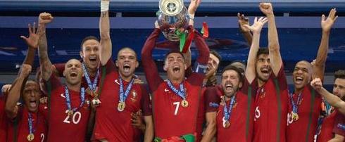 足球除了梅罗还有谁,除了c罗还有哪些知名的足球队