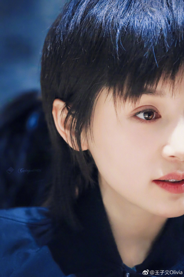 《欢乐颂2》开播，五美的化妆包里都有啥？