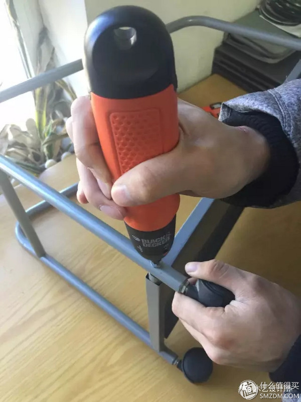 百得电动螺丝刀b060怎么样,百得电动螺丝刀测评