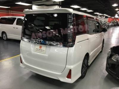 埃尔法与宝骏730,丰田缩小车型