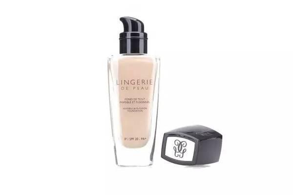 毛戈平臻颜凝润粉底适合肤质,蜜丝佛陀粉底膏适合什么肤质