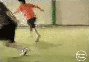 足球过人技巧二次变向,怎样带球过人足球技巧教学