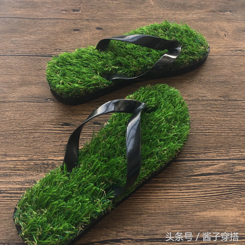 不曾见过的人字拖,让你裸脚整个夏天