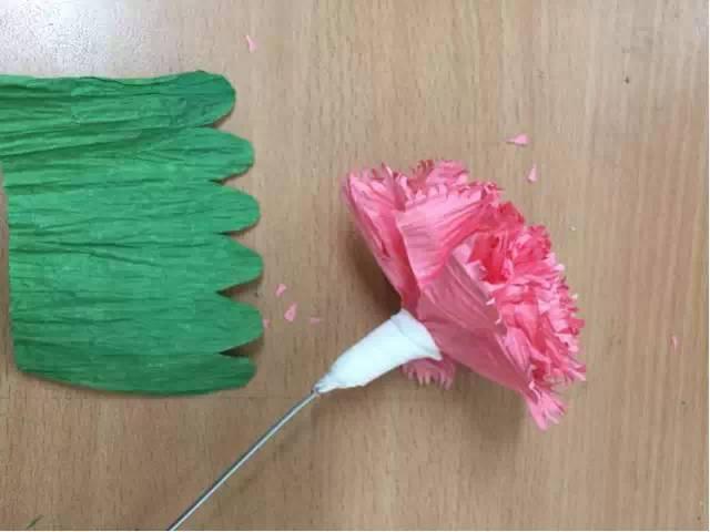 母亲节礼物手工康乃馨用卫生纸折,母亲节的康乃馨怎么做视频