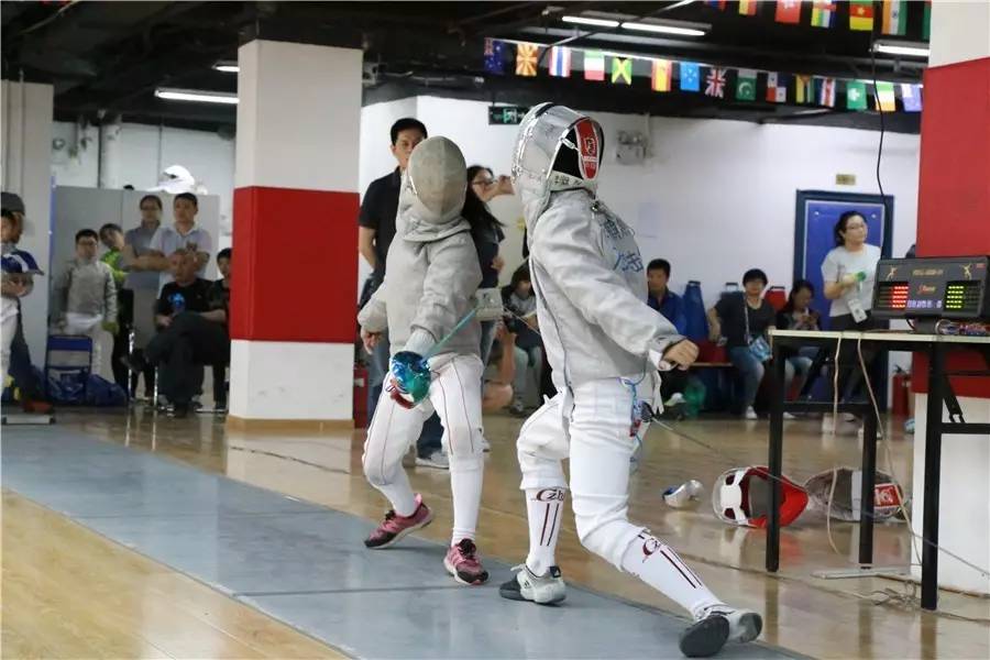 萌娃击剑比赛,击剑比赛小孩子分组