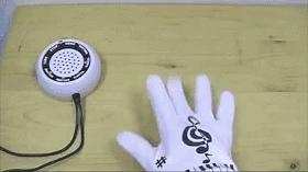 想玩转音乐却不会乐器？这钢琴手套和吉他让你瞬间开一场演奏会！