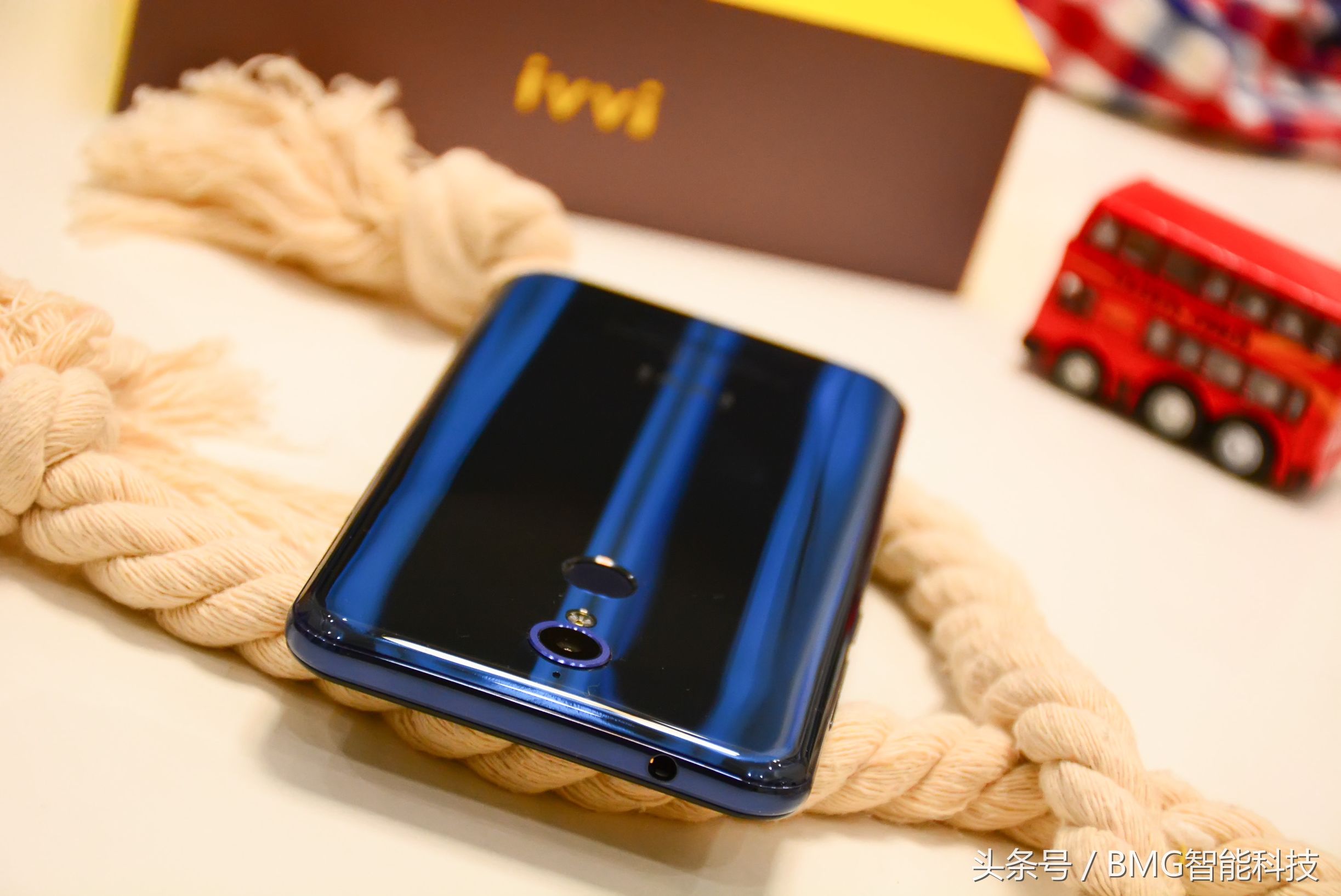 ivviK5裸眼3D手机深度评测:岂止裸眼3D?别的也不赖