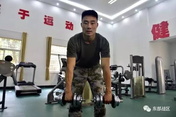 军营健身达人教你如何练出好身材,健身器械体能训练大全