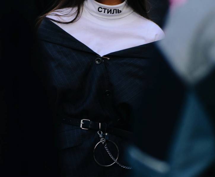 自己制作的可爱别针小物件,固定衣服的小别针怎么让它更稳固