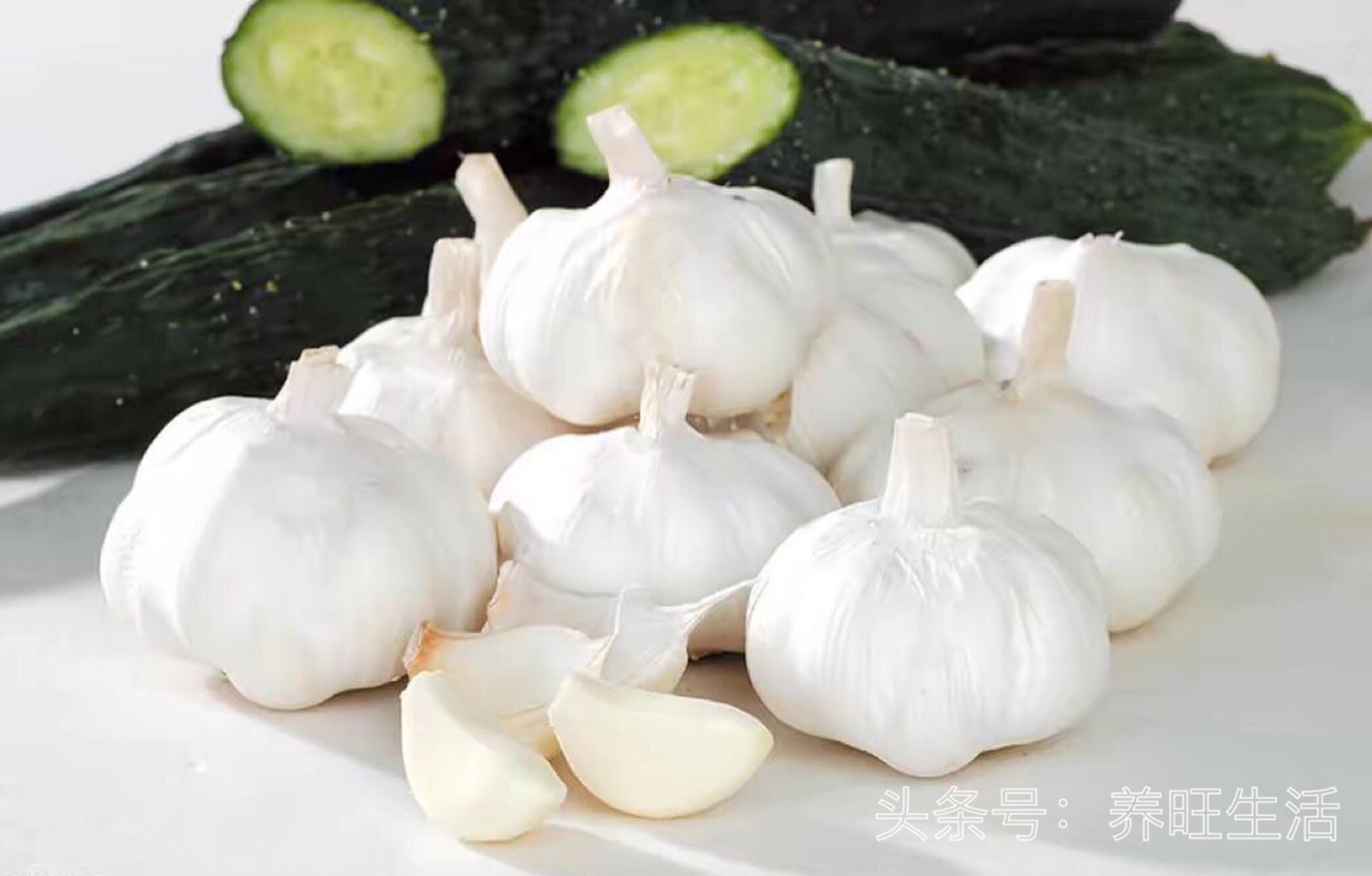 吃大蒜如何除去口臭小妙招,吃大蒜为什么会口臭生活小妙招