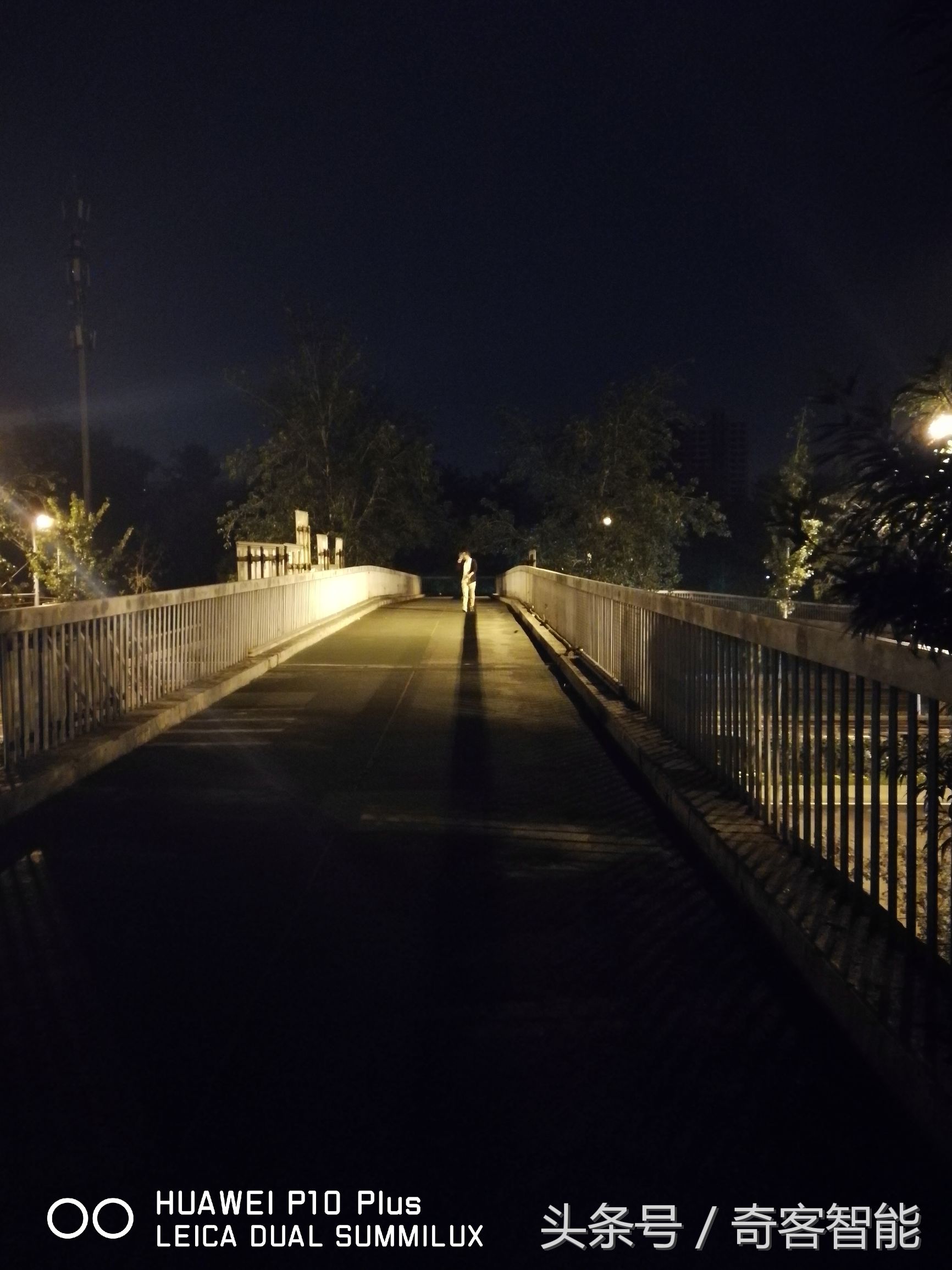 华为p10plus钻雕金,华为p10plus现在还值得买