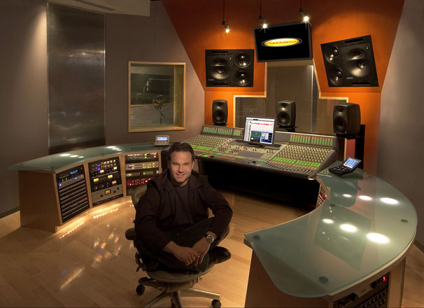 搞家庭影院用八国联军？中置环绕音箱你选对用对了吗