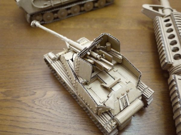 给自己一个买买买的理由，日本小姐姐把快递纸箱玩出了新花样！