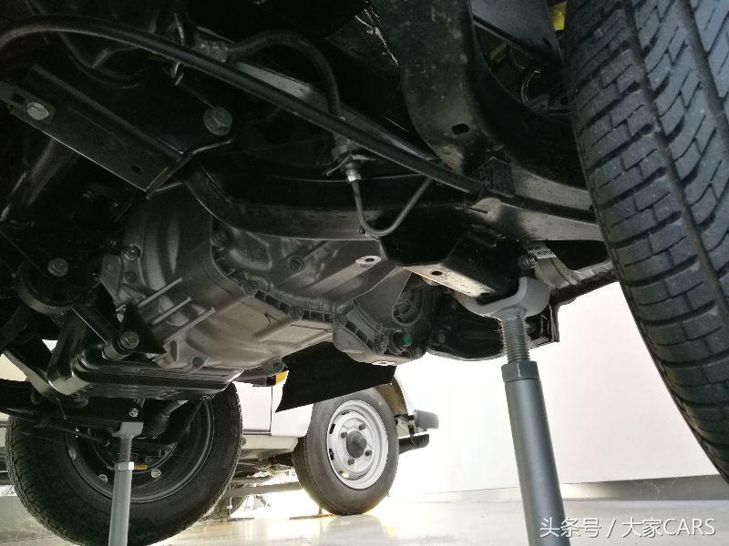 塔塔nano最便宜车,塔塔nano对比老年代步车