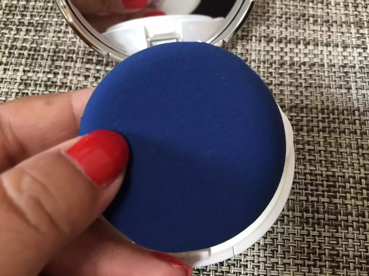 韩系日系欧系美系都出了气垫，做个吐血报告