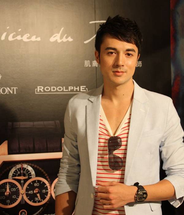 每日花语最新,每日花语火鹤花