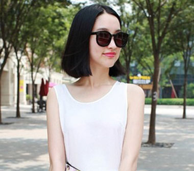 圆脸短发中分发型男,圆脸剪中分短发好看吗