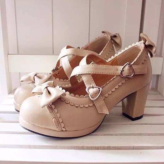 女生必须知道的鞋牌,女人必须知道的高跟鞋