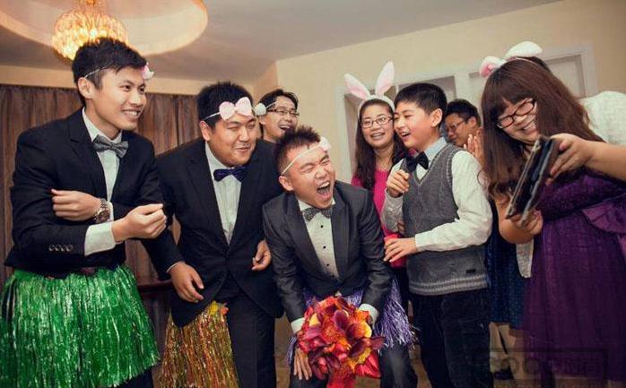 白雪公主和美人鱼公主结婚游戏,能在游戏里结婚生孩子的游戏