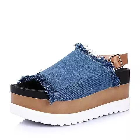 尼加拉蓝色头发,pantone十大最美颜色