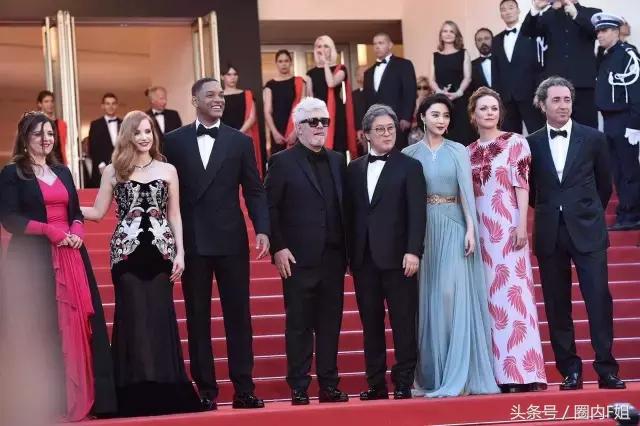 穿*旗国**,扮鸡精,没有范冰冰镇场的戛纳红毯今年来了多少妖魔鬼怪