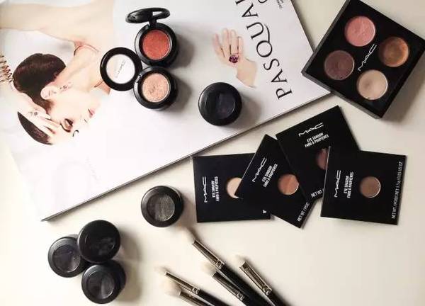 最近很火的平价眼影盘,眼影盘推荐网红爆款初学者眼影