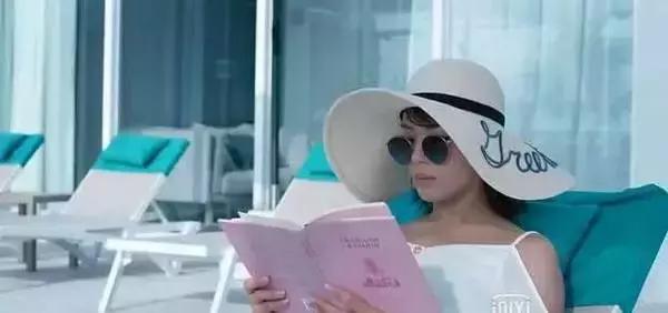 扒一扒剧中女明星的包包,欢乐颂2里的包包