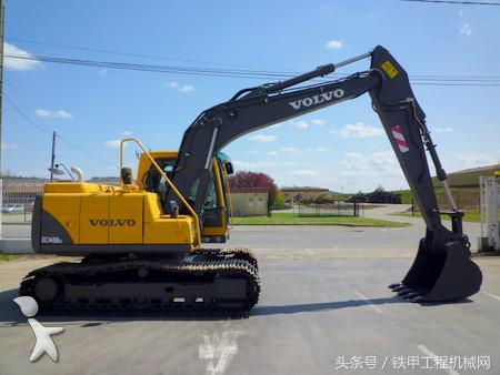 国产四大品牌挖掘机排行榜,性能比较好的几款挖掘机