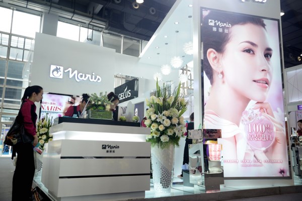 娜丽丝爽肤水缩毛孔,娜丽丝毛孔收敛水