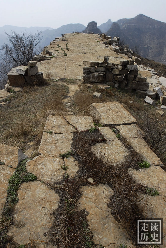 牧野之战纣王跟谁战,牧野之战占卜卦象不利为何还出兵
