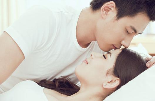 自己女朋友可不懂事,女朋友太幼稚要分手吗