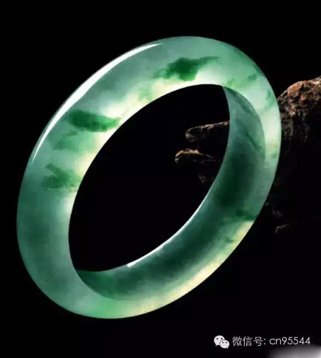 专家鉴别镯子,黄金手镯选购技巧和注意事项