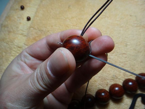 佛珠绳子断了去哪里修,佛珠绳子断了怎么办