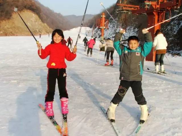 郑州春节滑雪好玩的地方排行榜,郑州桃花峪滑雪场门票