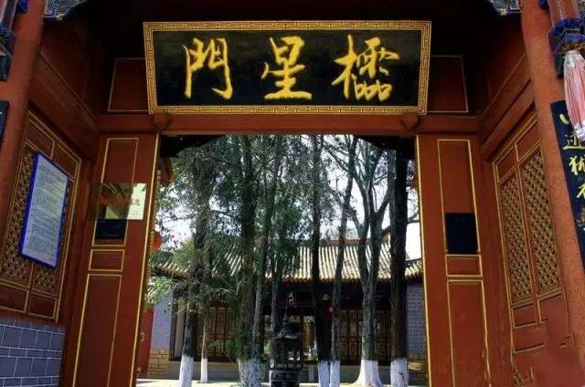 听说降温+温泉最配哦~快收好这份昆明最全约“泡”地图！