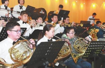 为每个梦想灌溉，让每种色彩盛开听！河南省实验中学的“最美和音”