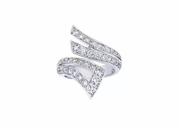 范冰冰踏上戛纳红毯的那一刻,范冰冰最浪漫的戛纳行